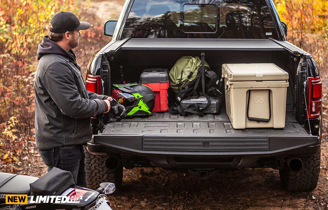 Landmark™ Retractable Truck Bed Cover