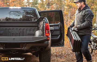 Landmark™ Retractable Truck Bed Cover