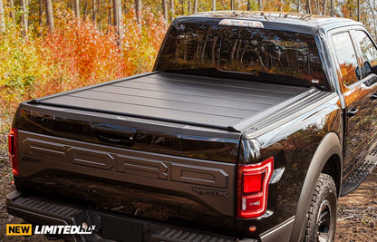 Landmark™ Retractable Truck Bed Cover