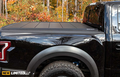 Landmark™ Retractable Truck Bed Cover