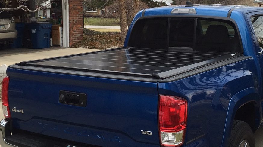 2004 Toyota Tundra Tonneau Cover