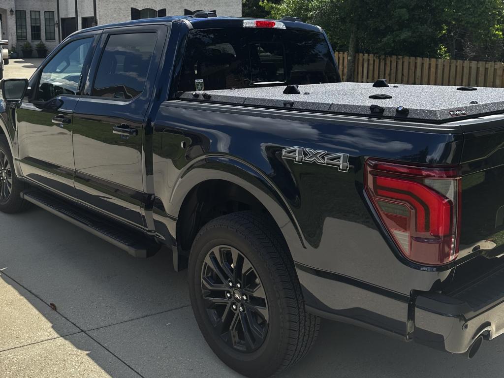 Peragon bed cover photo.jpg